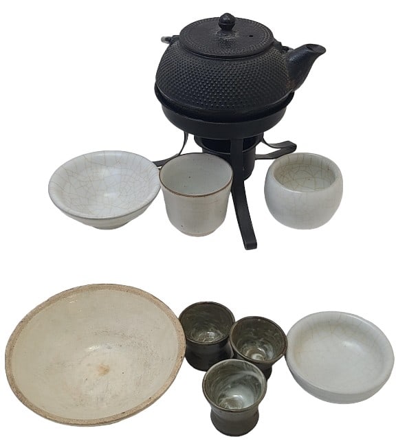 Lot of Chinese Tea Serveware: Please see photos for measurement and further details.
