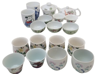 Chinese Tea Pot & Various Tea Cups