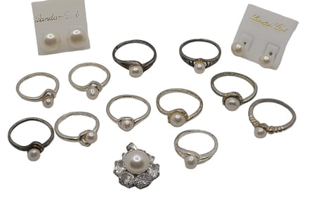 Pearl & Pearl Style Jewelry