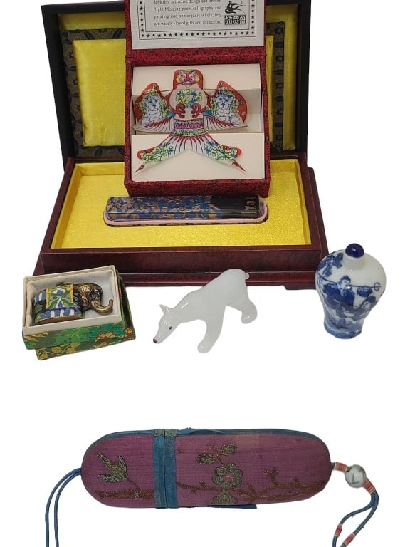 Lot of Asian Collectibles incl Small Snuff Bottle (1 of 11)