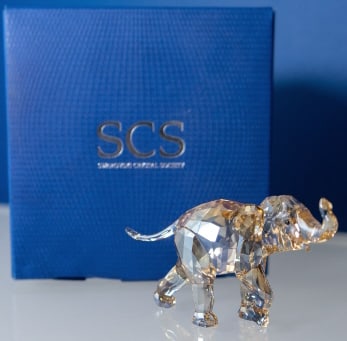 Swarovski 2013 SCS Young Elephant Figure: Swarovski 2013 SCS Young Elephant Figure #1142862 in original box. In excellent condition.