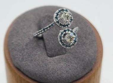 14k White Gold Diamond & Blue Stone Ring