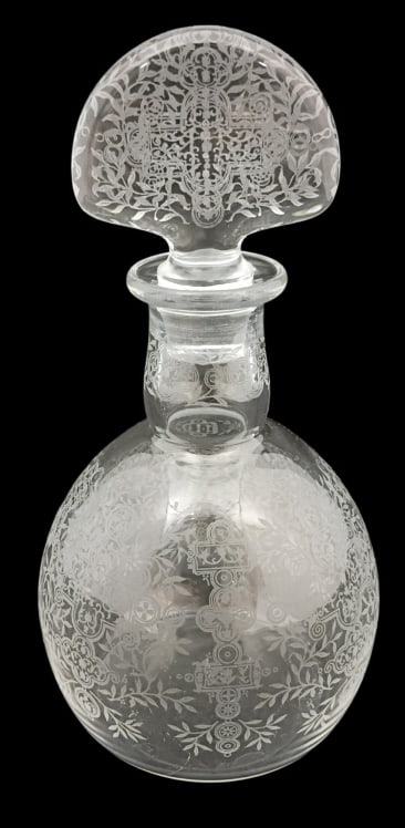 Vintage Marillon Motif Baccarat Decanter: Marked on the bottom Baccarat logo