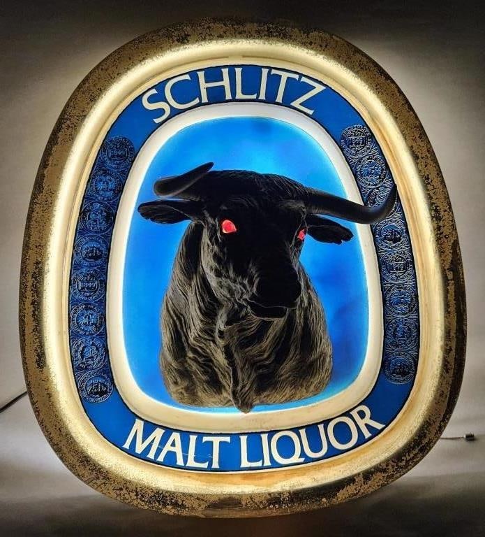 Vintage Schlitz Malt Liquor 3D Lighted Bull Sign: IMPORTANT NOTE: Please be advised that we offer reasonably priced in-house shipping, but you must select Arrange My Own Shipping as part of your post-auction invoice options. Vintage plastic Schlitz M