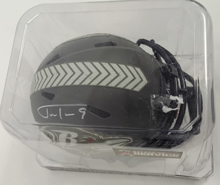 Four NFL Player Signed Mini-Helmets w/ Cert - 8