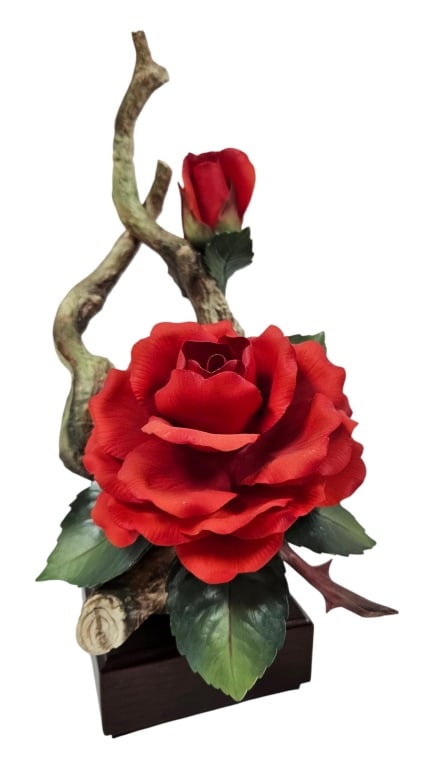 David Fryer 12" Rose Vine Bone China Sculpture: IMPORTANT NOTE: Please be advised that we offer reasonably priced in-house shipping, but you must select Arrange My Own Shipping as part of your post-auction invoice options. Vintage Kaiser Porzellan