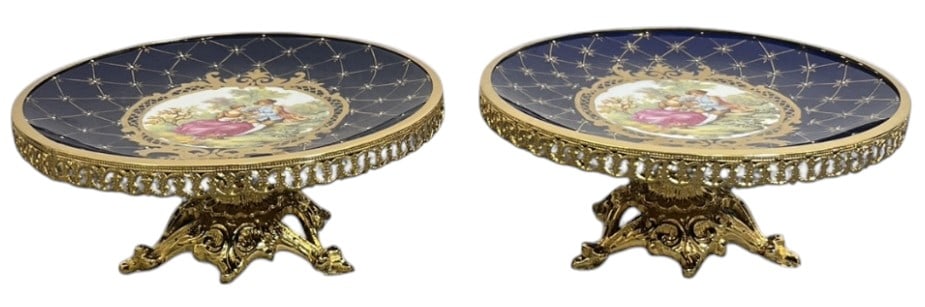 Limoges Fragonard Fine Porcelain Cake Stands: IMPORTANT NOTE: Please be advised that we offer reasonably priced in-house shipping, but you must select Arrange My Own Shipping as part of your post-auction invoice options. Limoges Fragonard Fine