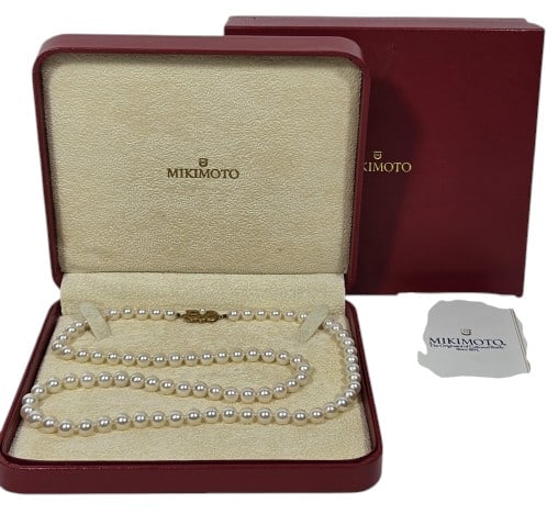VTG Mikimoto Cultured Pearls & 18k Yellow Gold: IMPORTANT NOTE: Legacy Auctions offers reasonably priced in-house and 3rd Party shipping options, but you must select Arrange My Own Shipping as part of your post-auction purchase options. Per the gua