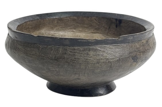 Traditional Wooden Bowl, Hand Carved & Painted: IMPORTANT NOTE: Legacy Auctions offers reasonably priced in-house and 3rd Party shipping options, but you must select Arrange My Own Shipping as part of your post-auction purchase options. 20th centur
