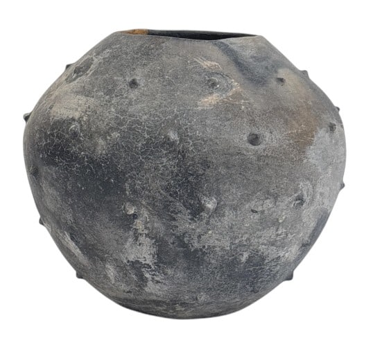 South African, Black Clay Terracotta Pot: IMPORTANT NOTE: Legacy Auctions offers reasonably priced in-house and 3rd Party shipping options, but you must select Arrange My Own Shipping as part of your post-auction purchase options. From the Zu