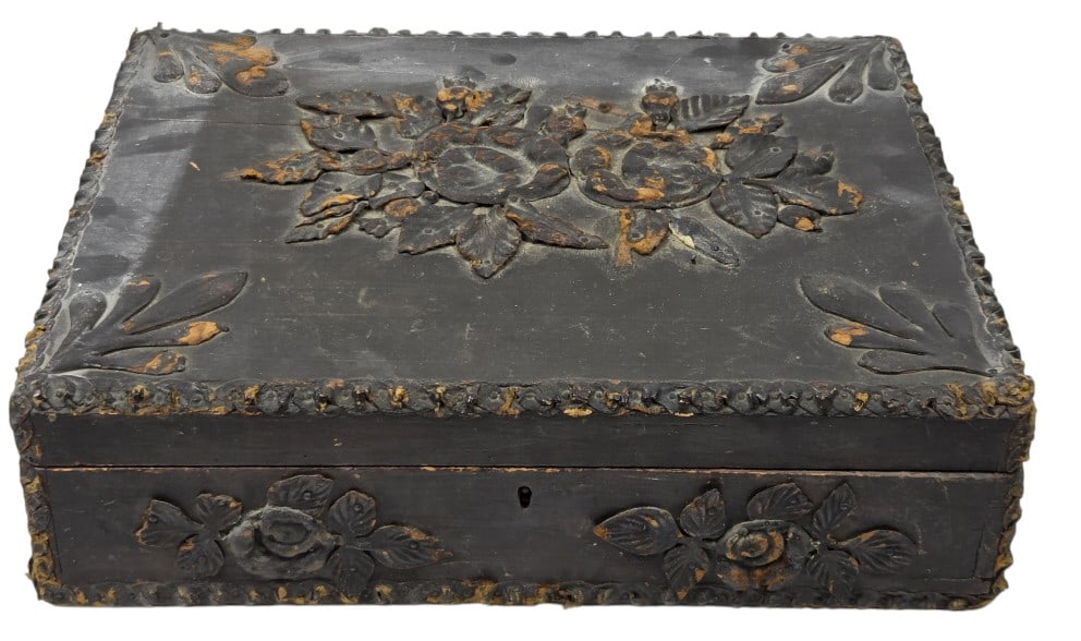 Antique Civil War-Era Leather-Work Box: IMPORTANT NOTE: Legacy Auctions offers reasonably priced in-house and 3rd Party shipping options, but you must select Arrange My Own Shipping as part of your post-auction purchase options. Per the con