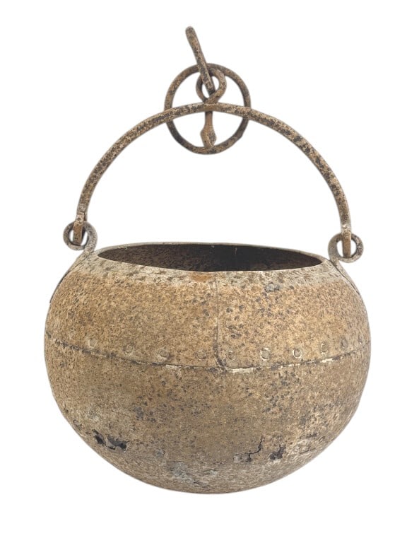 Indian, Cast Iron Well Pot, Hanging Cauldron (1 of 8)