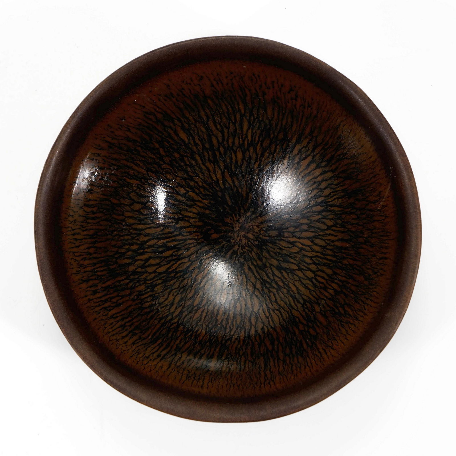 A bowl from Jian ware with rabbit fur pattern in Song (1 of 4)