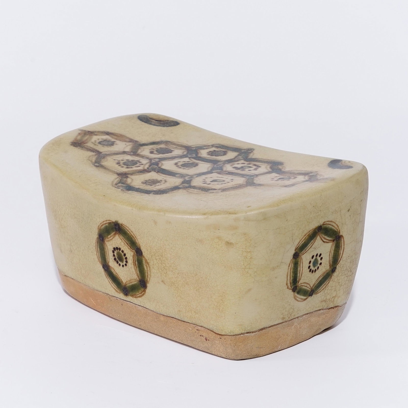 A Changsha ware pillow with a pattern in the Tang Dynasty (1 of 5)