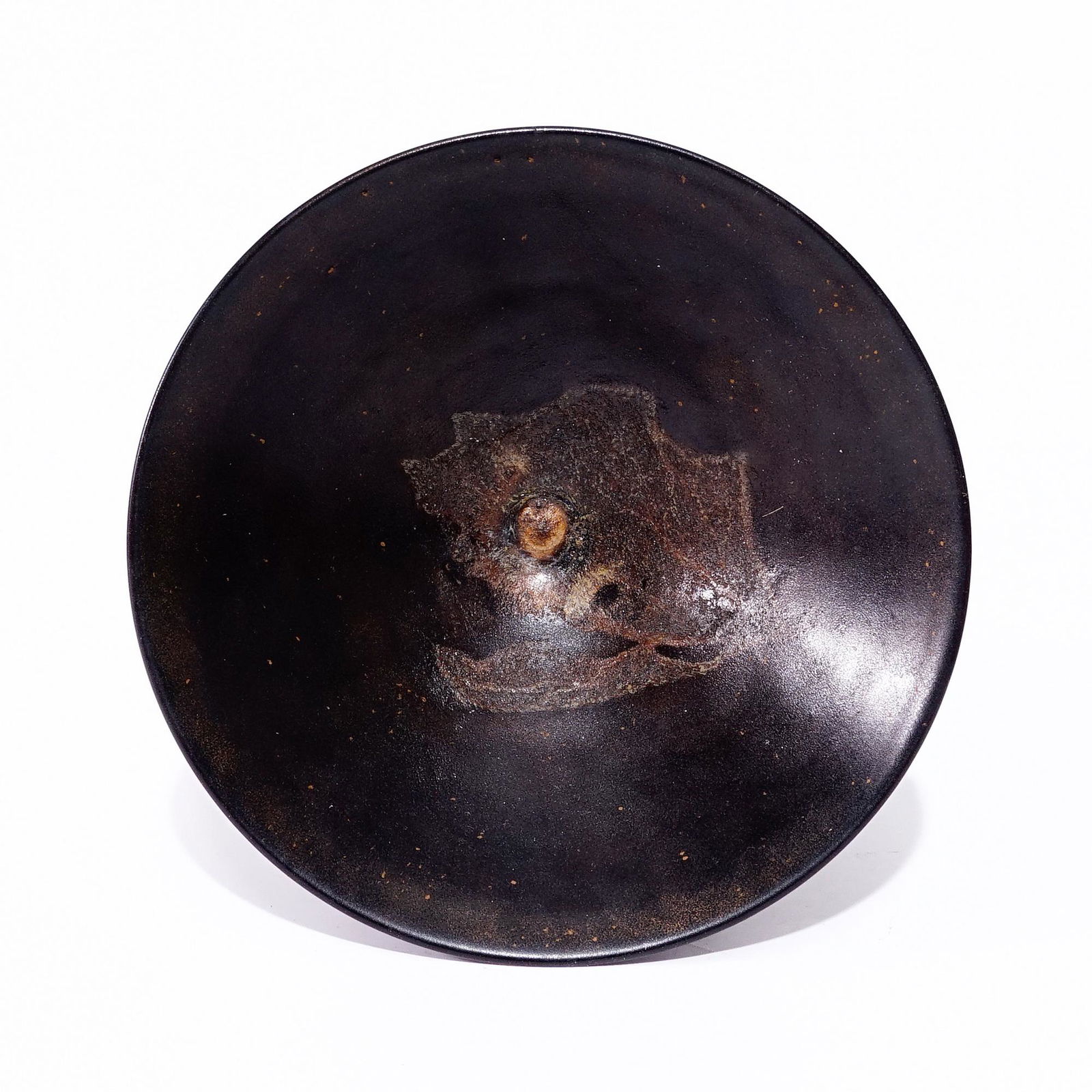 A  Jizhou ware cup with leaf pattern in the Song Dynasty (1 of 4)