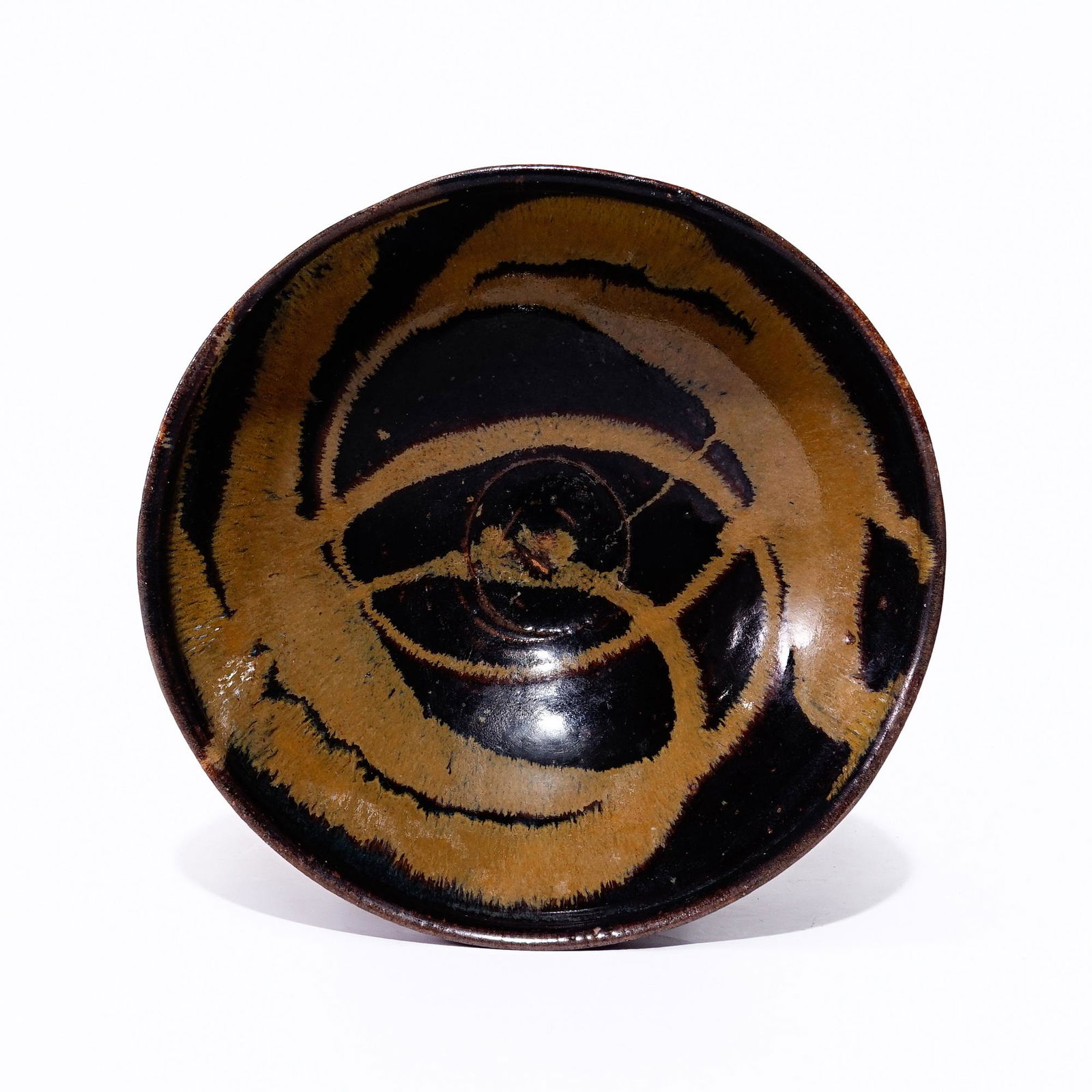 A  Jizhou ware cup with patterns in the Song Dynasty (1 of 4)