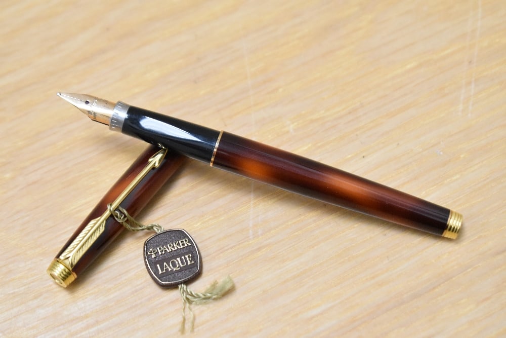 A Parker 75 converter fill fountain pen in tortoiseshell laque having Parker 585 France nib (1 of 3)