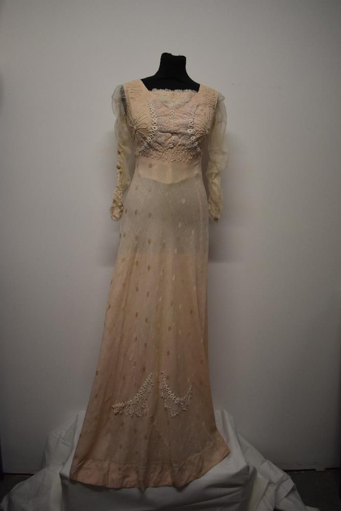 A pale tea coloured Edwardian dress of shot cotton, or blended shot cotton with large dot pattern, (1 of 20)