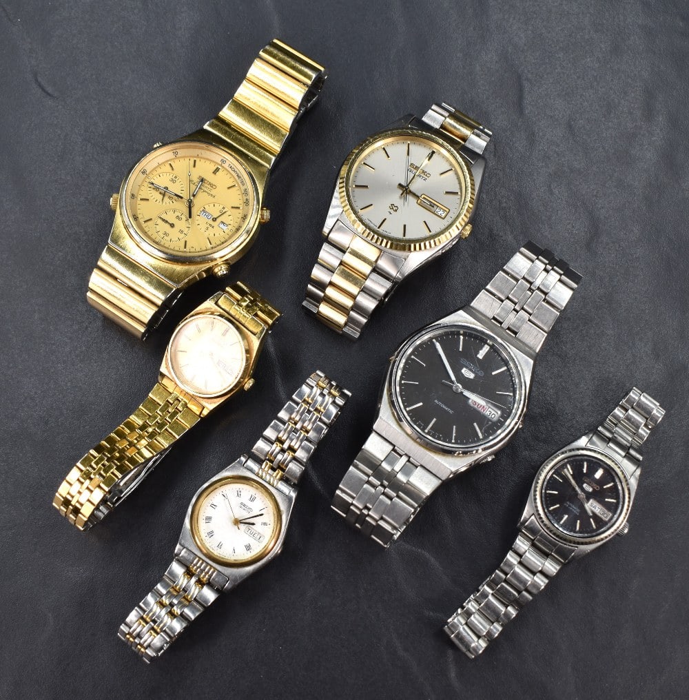 A selection of Seiko wristwatches, comprising two Seiko 5 automatic, a Quartz Chronograph, and three (1 of 1)