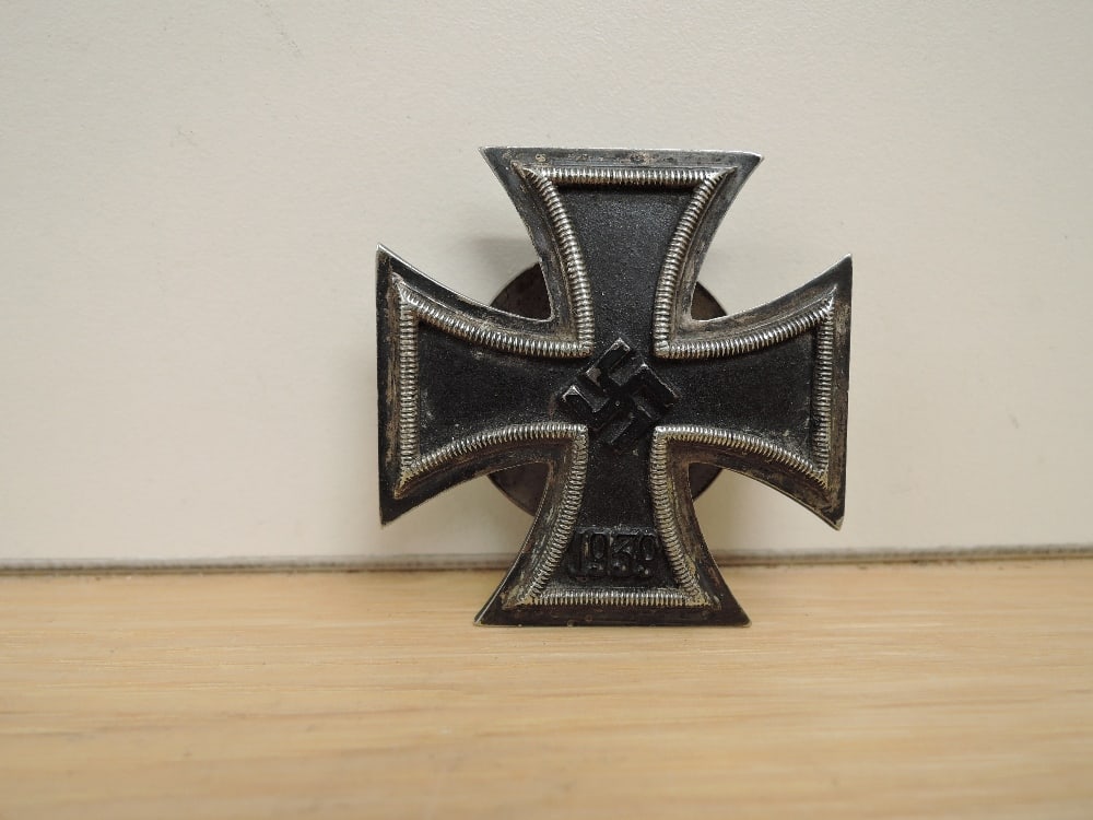 A German First Class 1939 Iron Cross having screw back with makers marks L54 (1 of 3)
