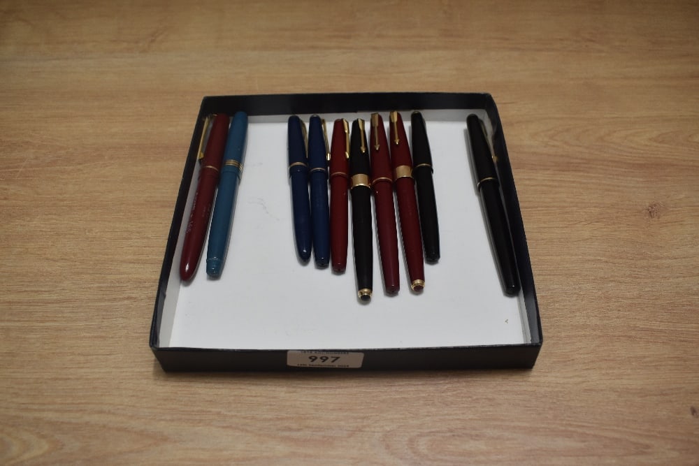 Ten Fountain pens Parker Slimfold, Mabie Todd Blackbird etc (1 of 1)