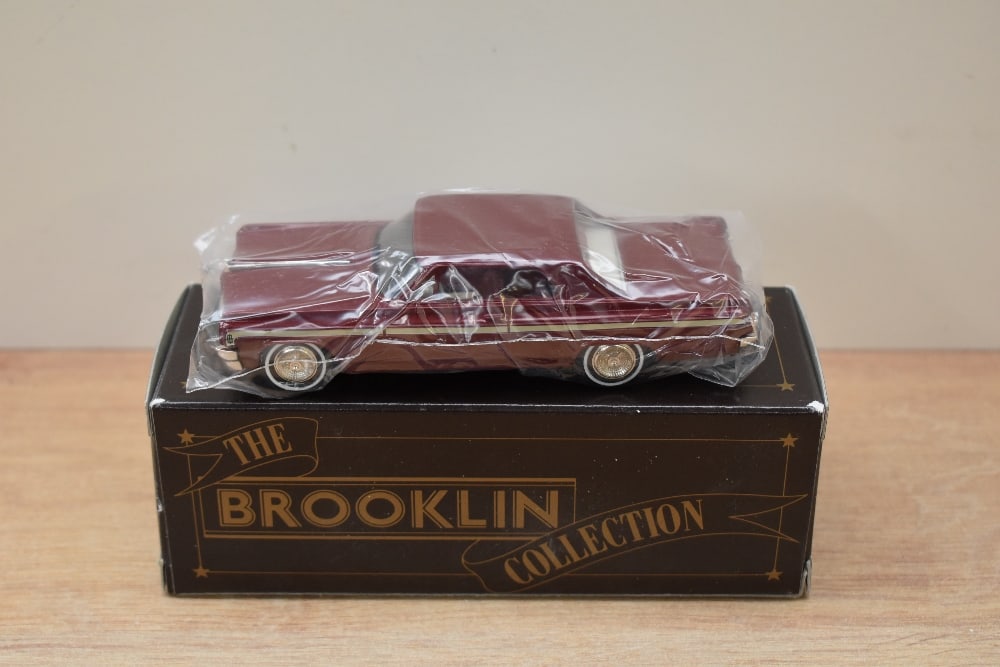 A Brooklin Models The Brooklin Collection 1:43 scale die-cast, BRK 60 1963 Oldsmobile Starfire, (1 of 1)