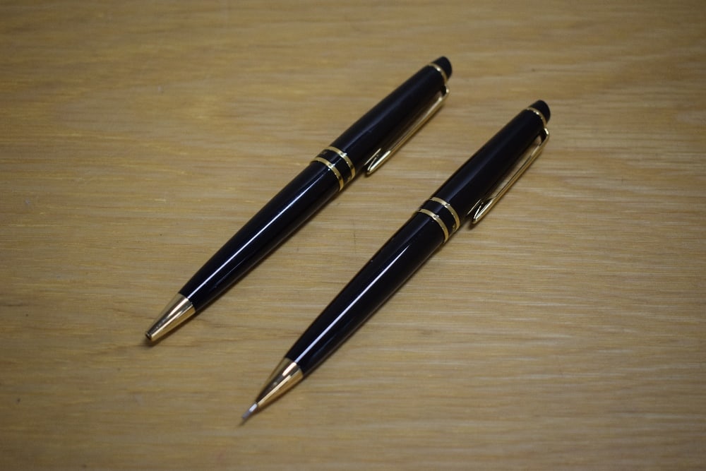 A Waterman Expert ballpoint pen and propelling pencil in Black: A Waterman Expert ballpoint pen and propelling pencil in Black