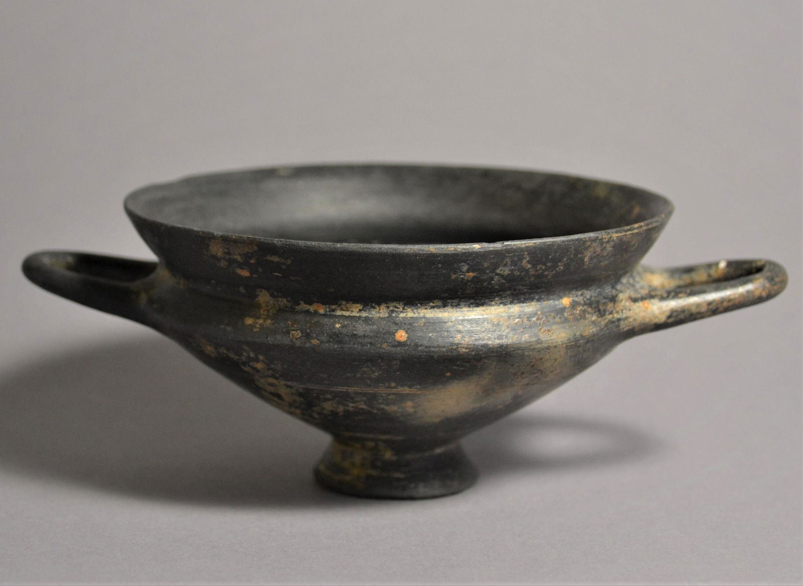 Ancient Etruscan Bucchero Ceramic Skyphos (1 of 4)