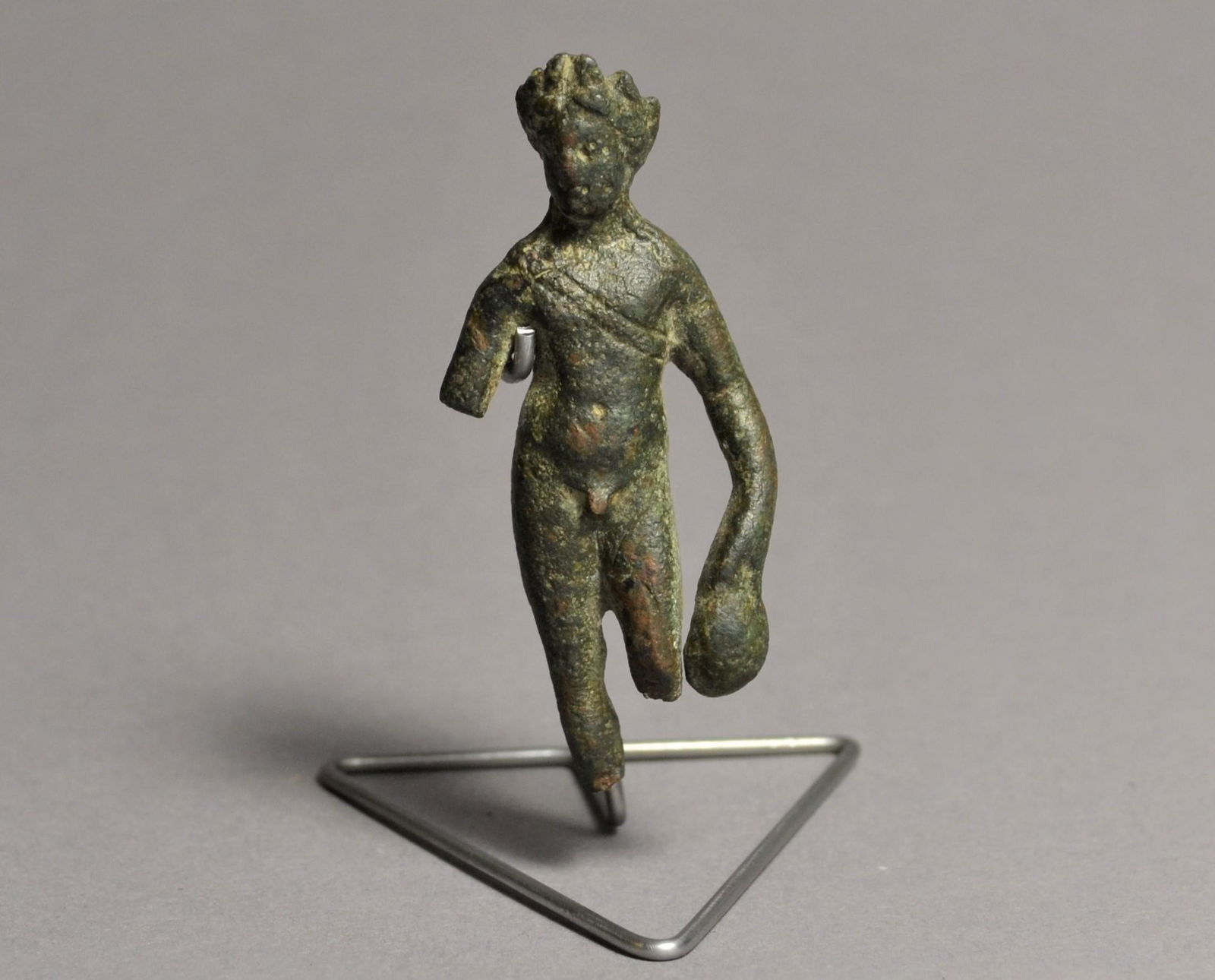 Ancient Roman Bronze Statuett Of A Apollo (1 of 7)