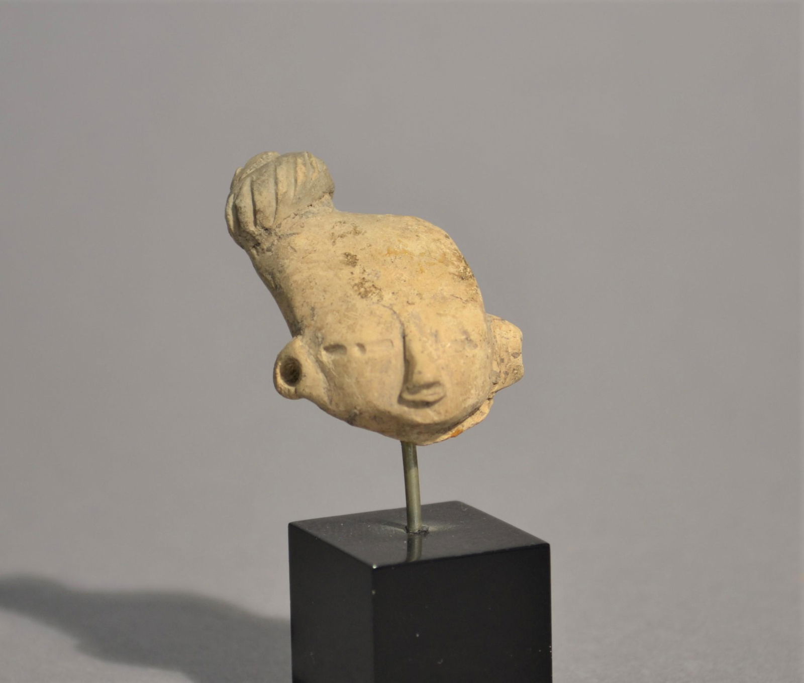 Vera Cruz White Terracotta Head (1 of 3)