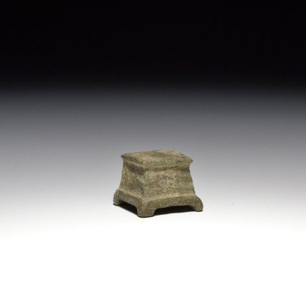 A ROMAN BRONZE PODEST FROM A STATUETTE (1 of 4)