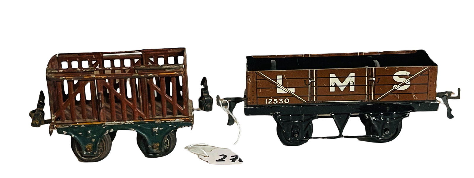 Two Train Cars Include Gauge  0 Marklin Cattle Car & (1 of 2)