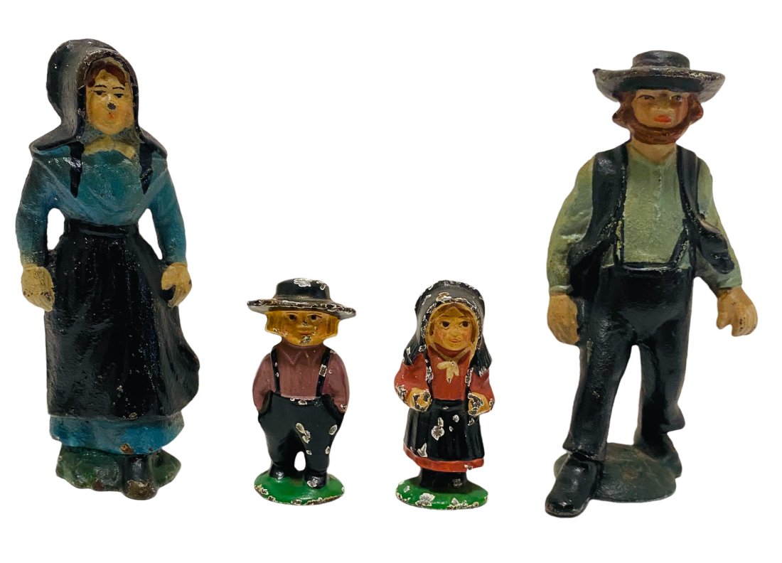 Cast Iron Amish Family Figures by John Wright (1 of 2)