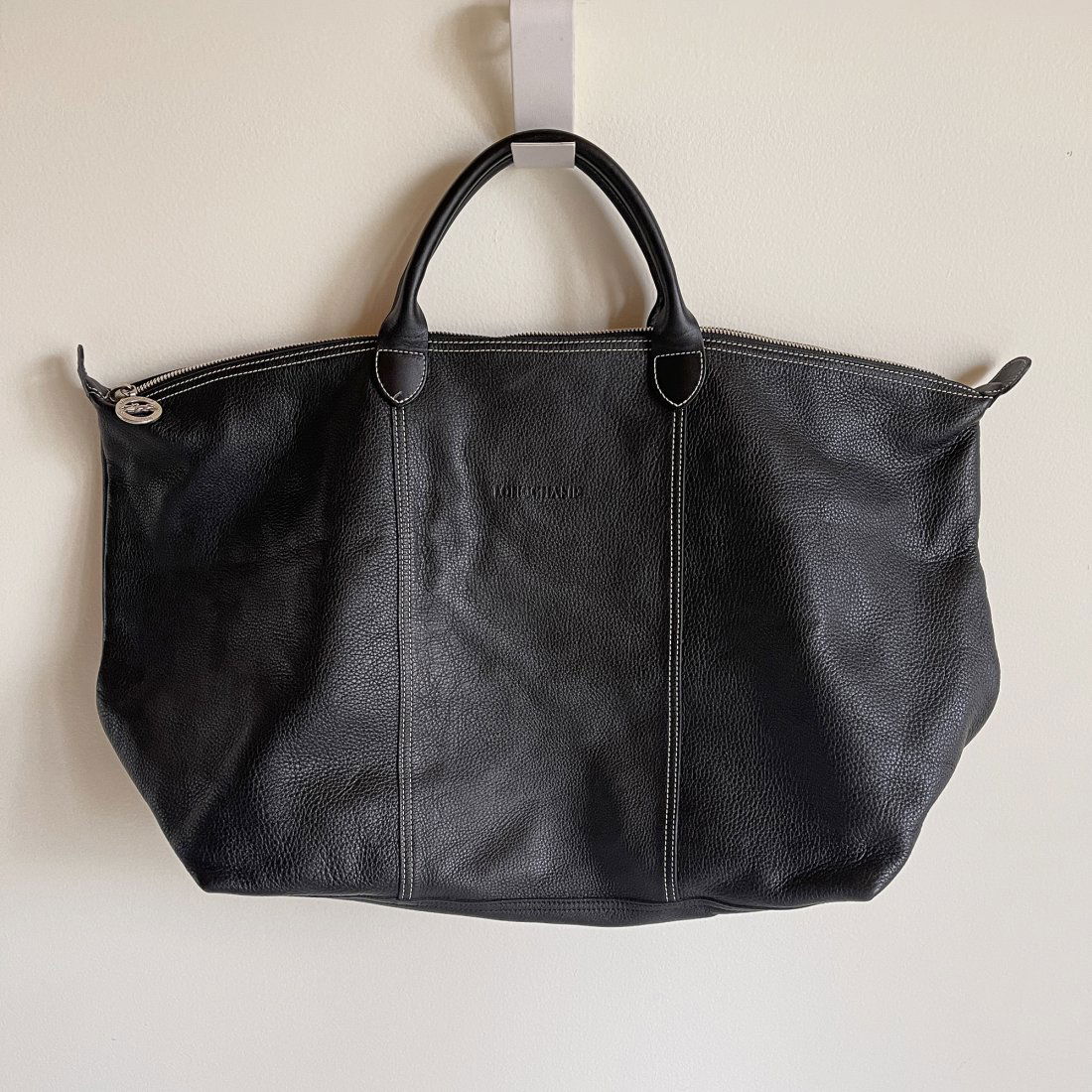 Longchamp Black Leather XL Travel Bag (1 of 6)