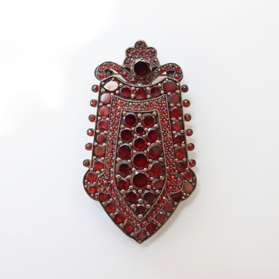 Victorian Garnet Brooch Pendant (1 of 2)