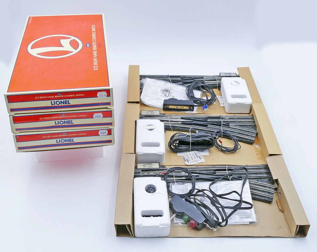 (3) Lionel Left And Right Remote Control Switches (1 of 3)