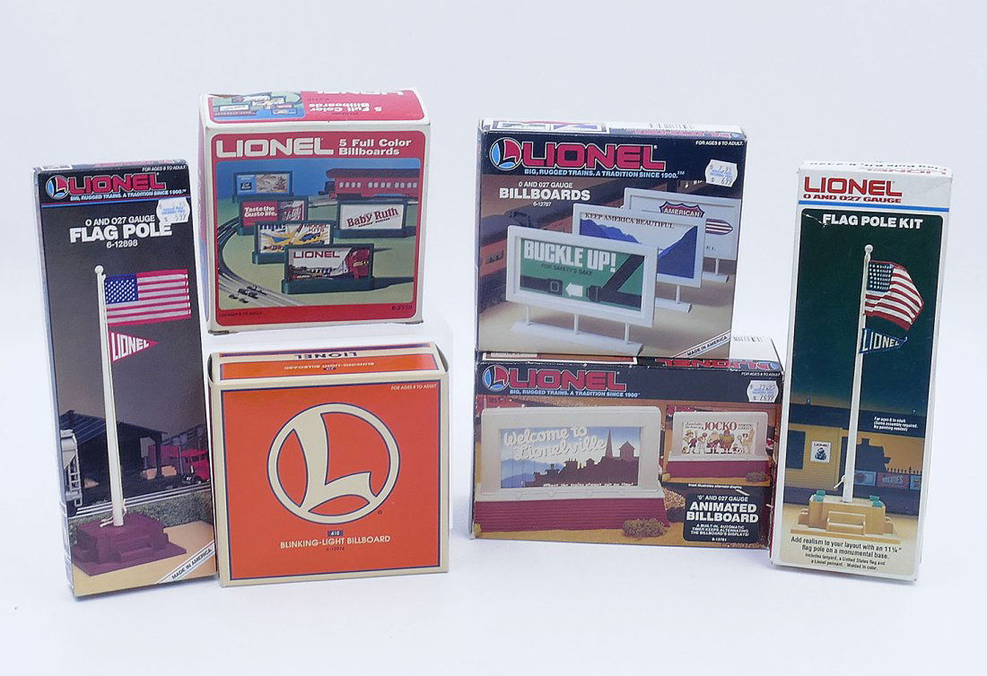Lionel Billboards & Flag Poles - 6 Sets - In Original Boxes (1 of 6)