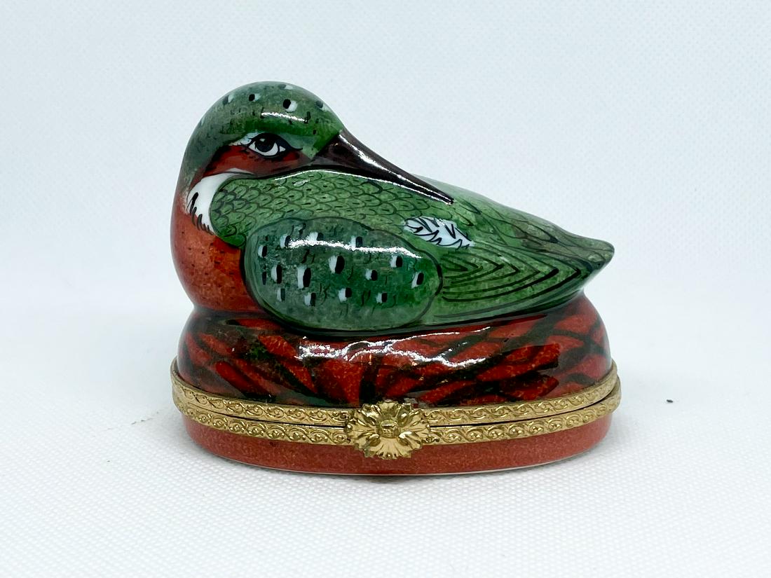 An Antique Tiffany & Co Limoges Porcelain Hand-painted Trinket Ring Box (1 of 6)