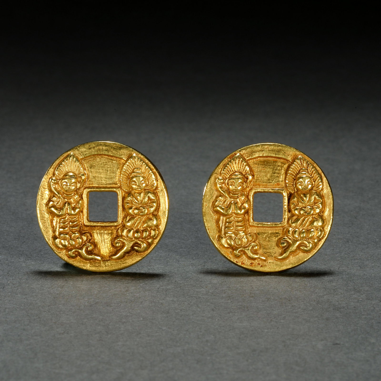 CHUNHUA YUANBAO BUDDHA GOLD COIN IN SONG DYNASTY (1 of 6)
