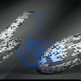 Ming Xuan de blue and white wrapped branches three claws dragon pattern big belly bottle: W.37cm H.45cm