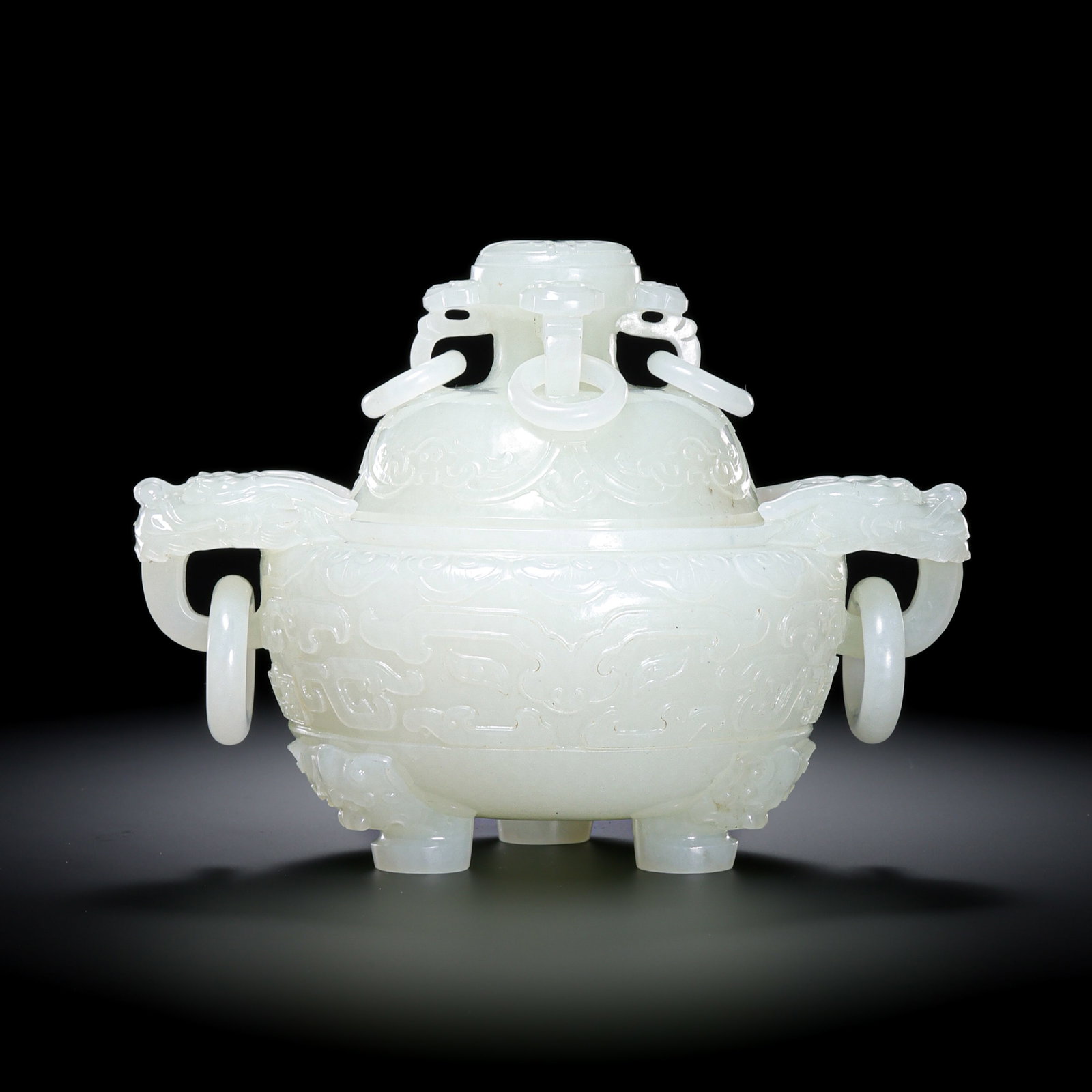 Qing Dynasty Hetian White Jade Carved Cloud-Dragon Pattern Loose-Ring Incense Burner: H. 9cm.W.12.5cm.weight. 420grams