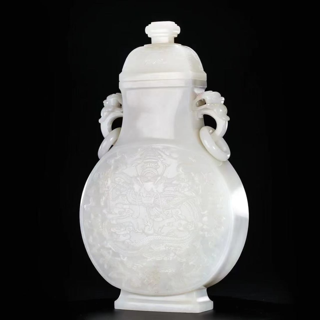 Qing Dynasty Hetian Jade Dragon- Pattern Double-Handled Vase (1 of 13)