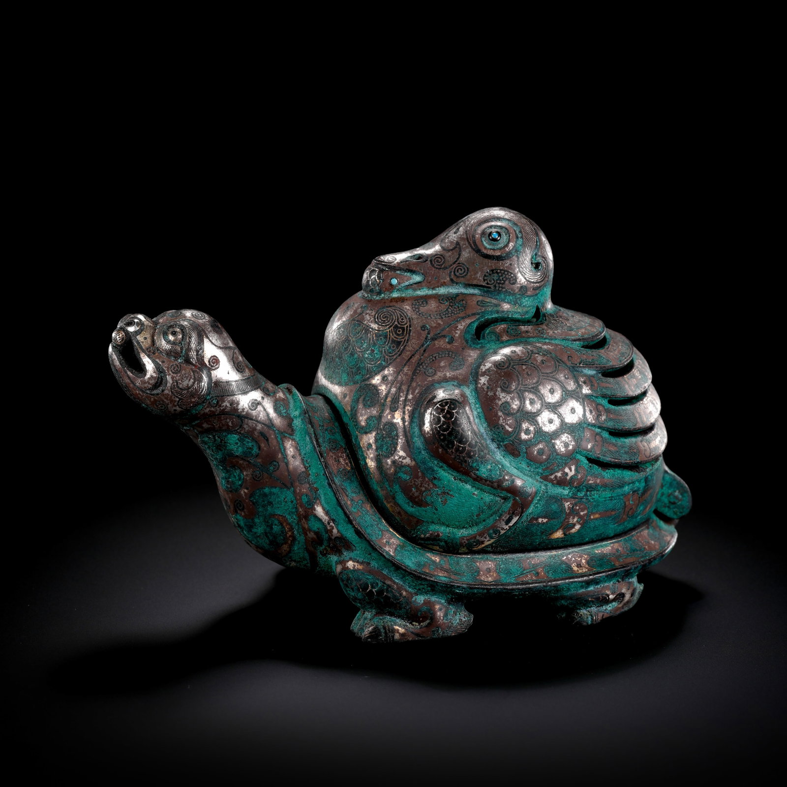 Pre-Ming Dynasty Gold and Silver Inlaid Jade Turtle-Bearing Bird-Form Incense Burner: H. 9cm.W.16cm.weight.1070grams