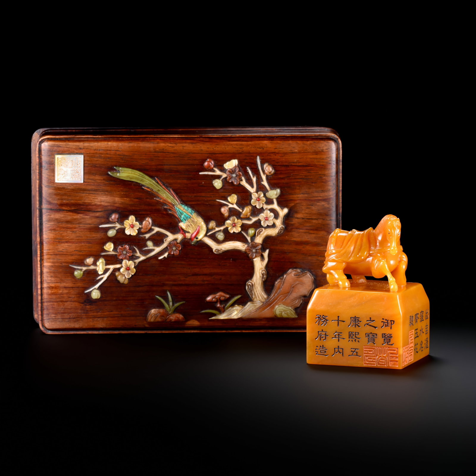 Qing Dynasty Shoushan Stone Horse-Finial Seal: H. 8cm.W.5.2cm.weight.340grams