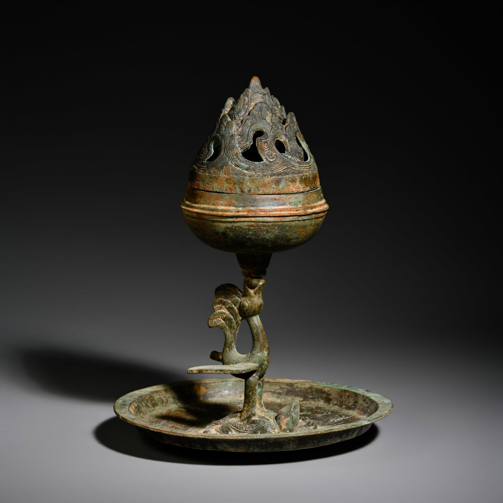 Pre-Ming Dynasty Bronze Phoenix Bird Supporting Boshan Incense Burner: H. 25cm.W.18.5cm.weight.1006grams