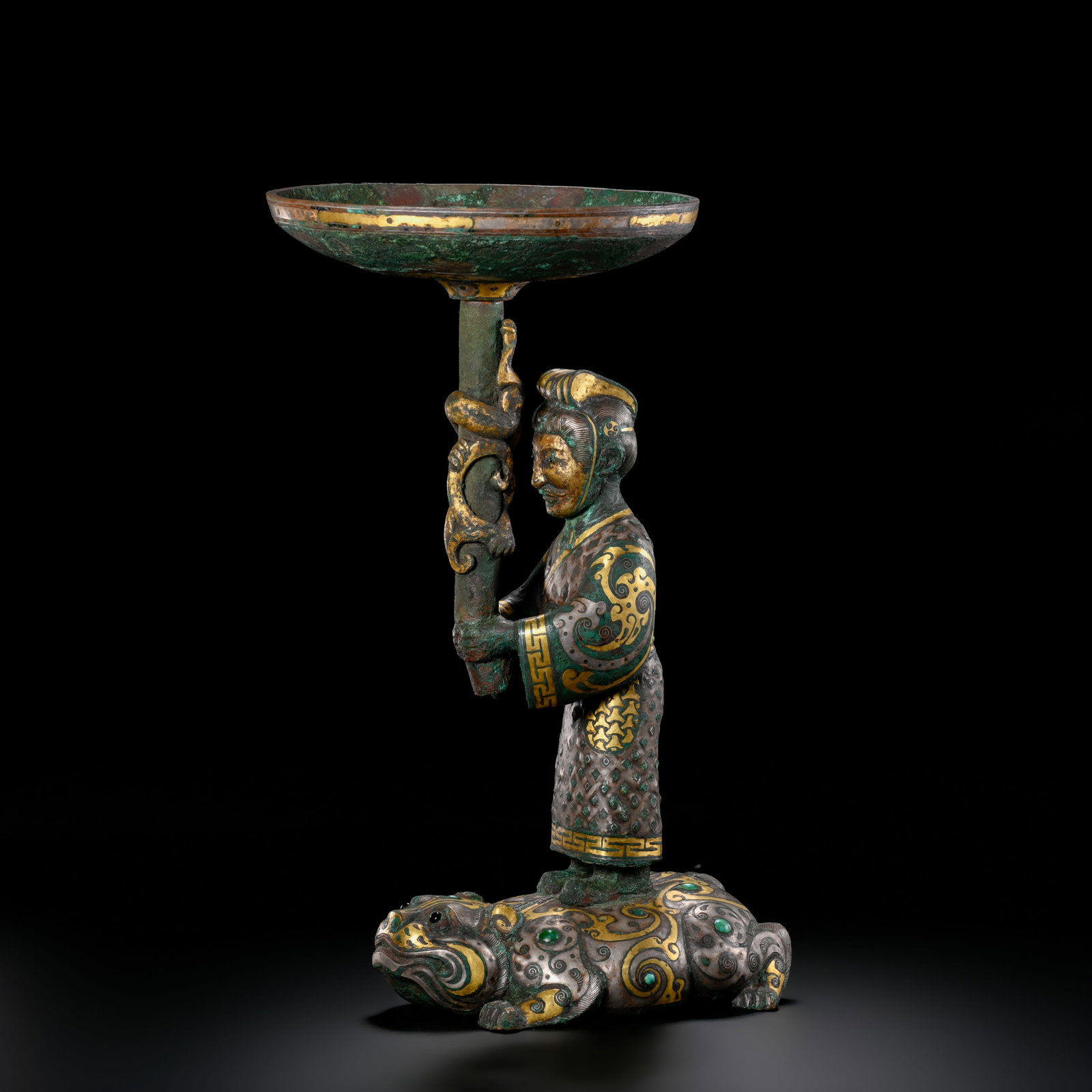 Pre-Ming Dynasty Gold and Silver Inlaid Figure Lamp: H. 16cm.W.17cm.weight.1830grams