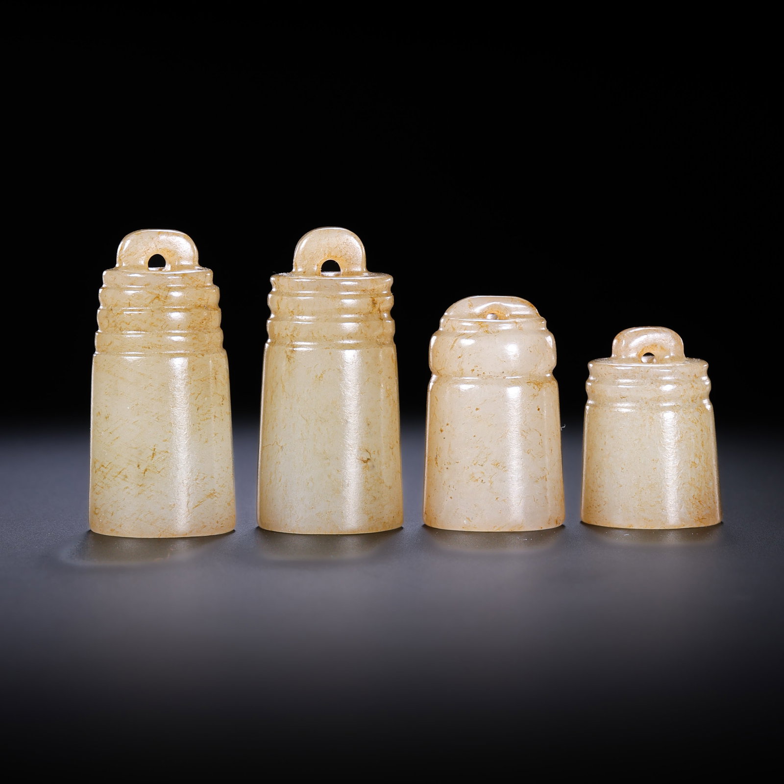 Pre-Ming Dynasty Set of Hetian Jade Tile-Finial Seal Stamps: H. 3.5cm.W.1.5cm.weight.53grams
