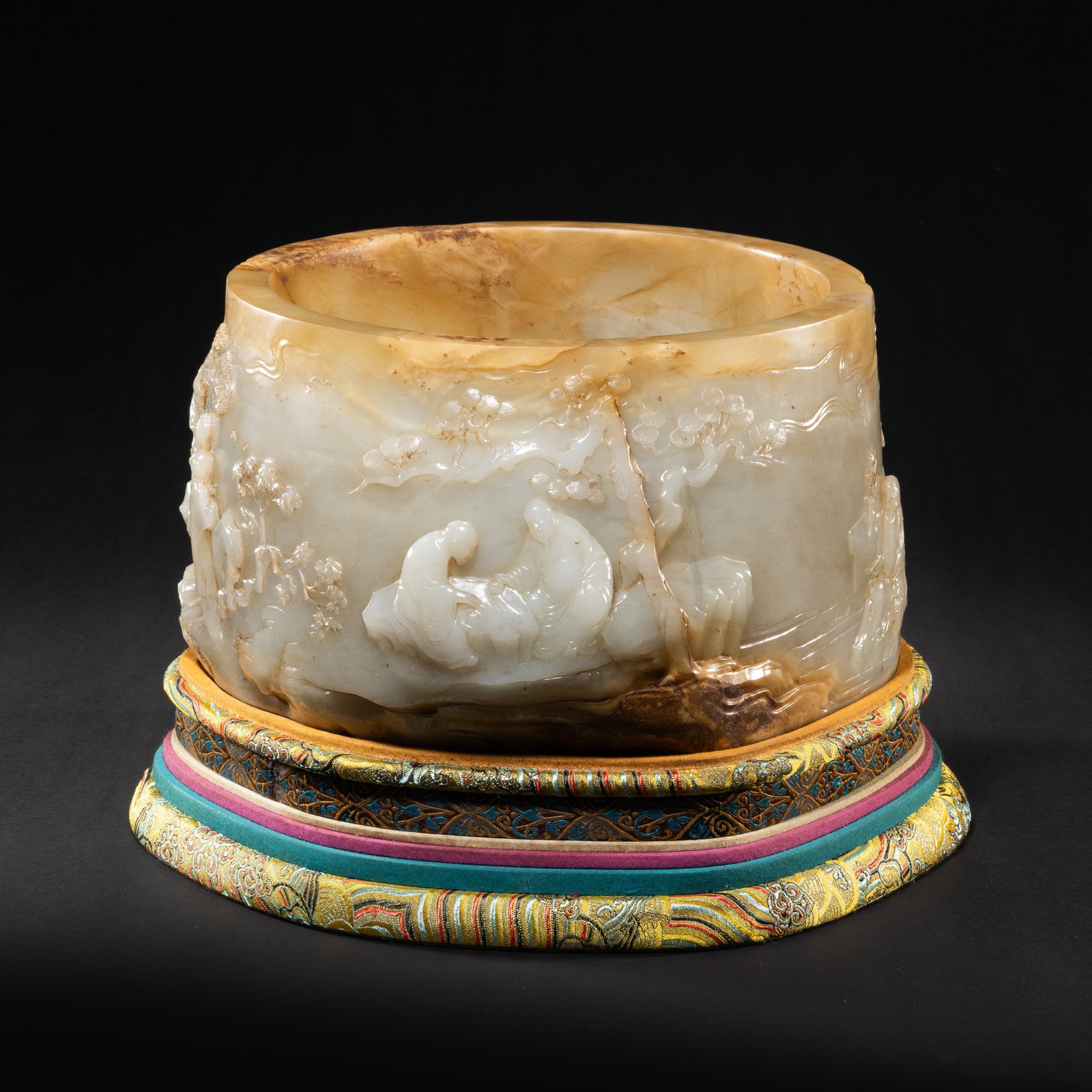 Qing Dynasty Hetian Jade Relief Landscape and Auspicious Beast Large Washer: H. 15cm.W.28cm.weight. 8779grams