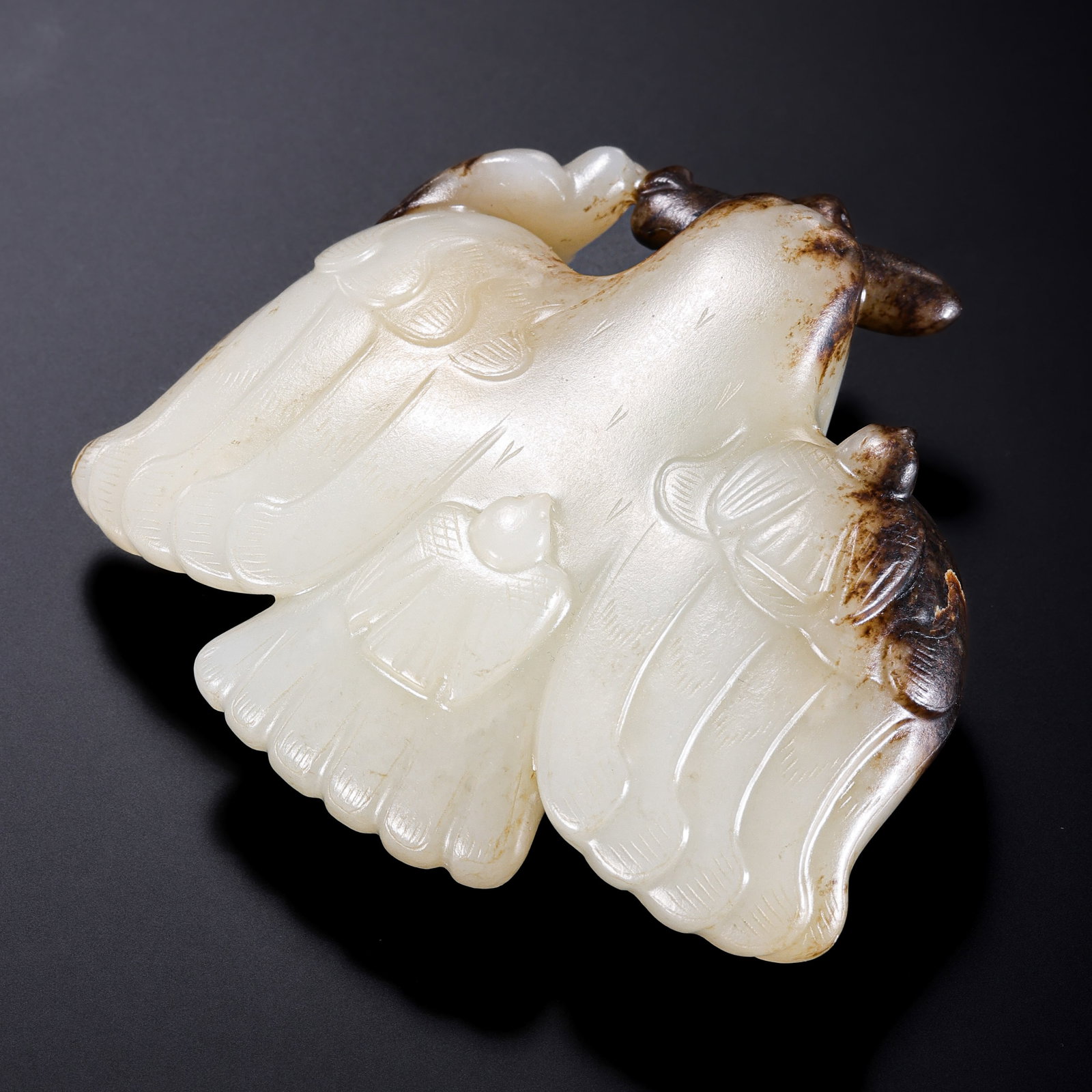 Pre-Ming Dynasty Hetian Jade "Mother of the Nation" Ornament: H. 8.5cm.W.8.1cm.weight.165grams