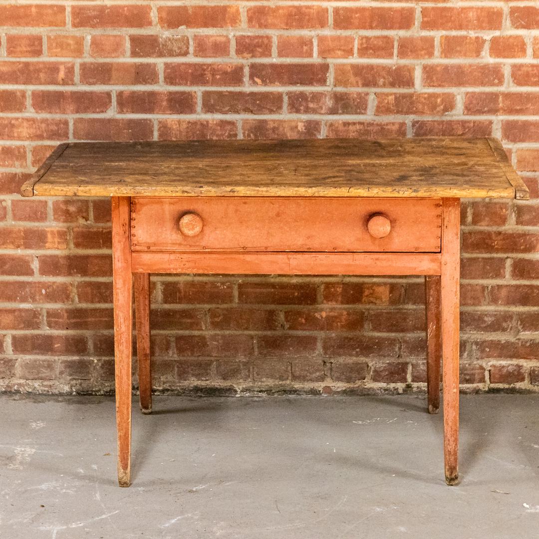 Primitive Early 19th Century Single Drawer Work Table (1 of 7)